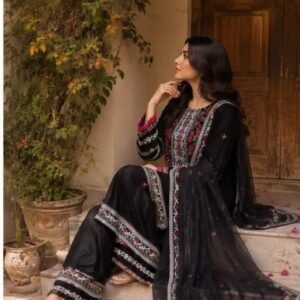 Luxury Embroided Micro Velvet 3-Piece Suit - Image 7